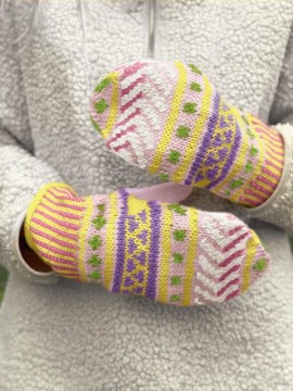 IR 02-16B - Hanami votter - Older - strikkepakke