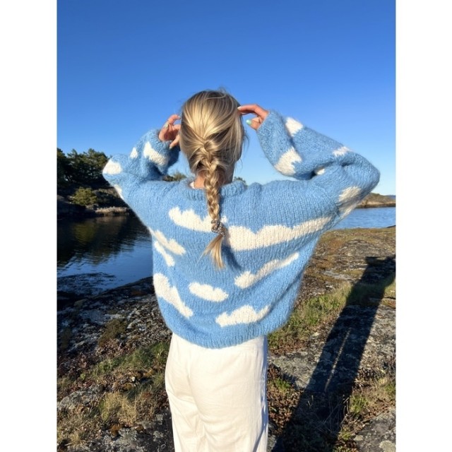 941 Ice blue